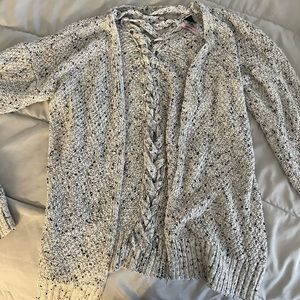 Love by Design sweater. Used, good condition.